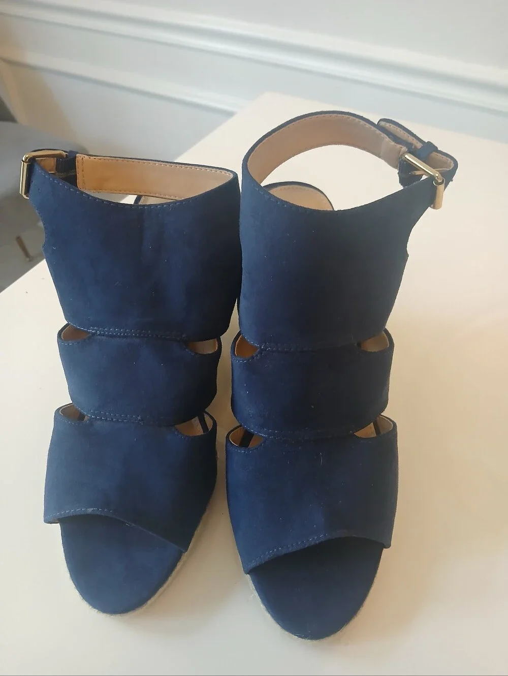 Apartment 9 Wedge Sandal Size 8.5